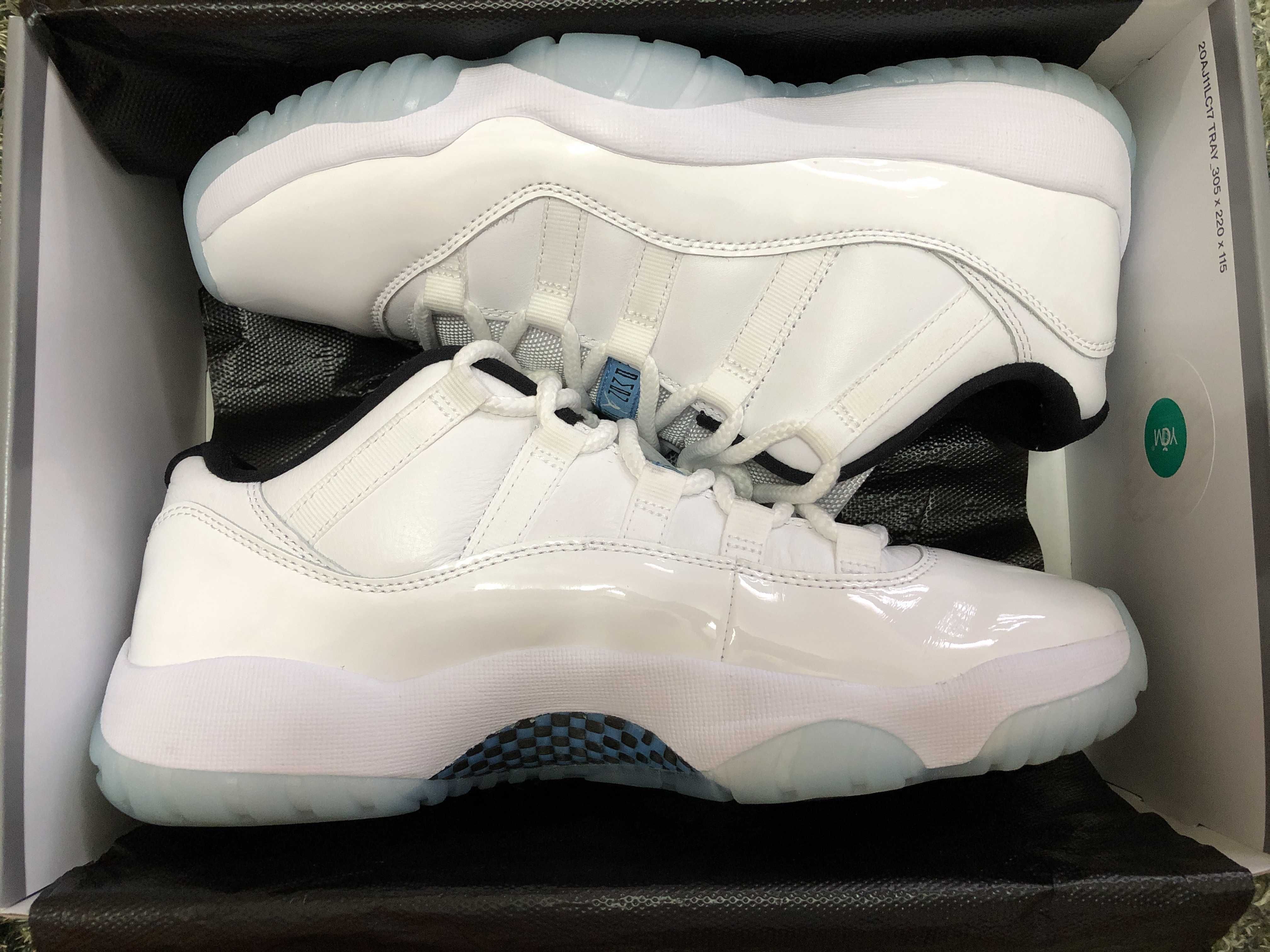 Nike Air Jordan 11 Low "Legend Blue"