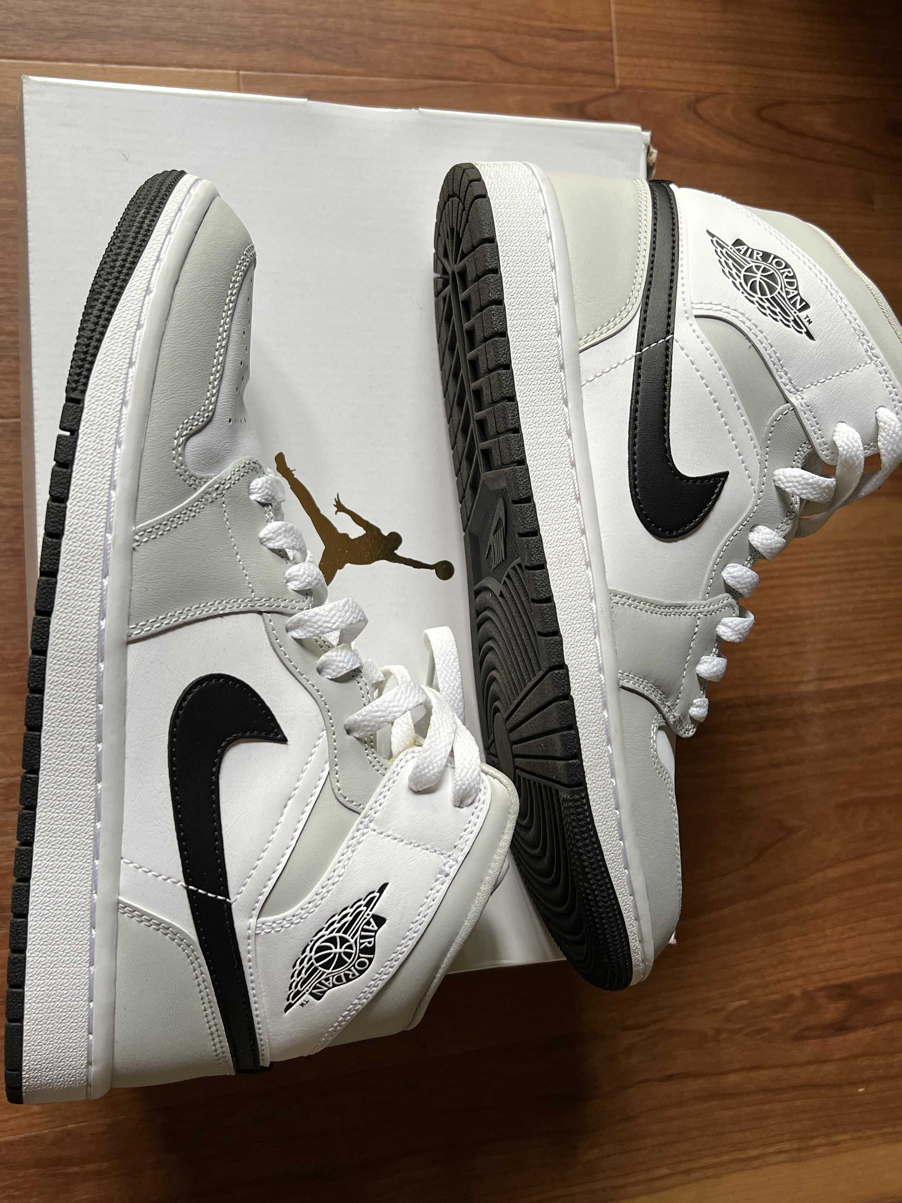 Nike Women's Air Jordan 1 Mid "Grey Fog/White/Black"