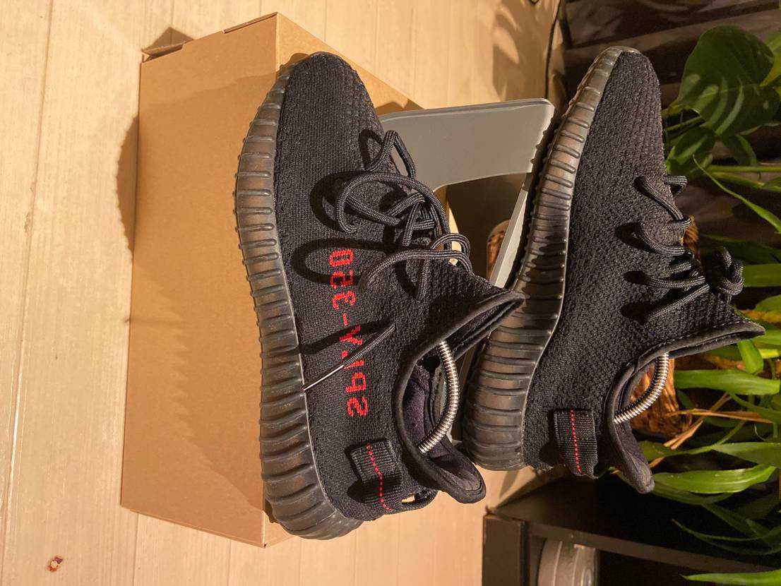 adidas YEEZY Boost 350 V2 "Core Black/Red" (2020)