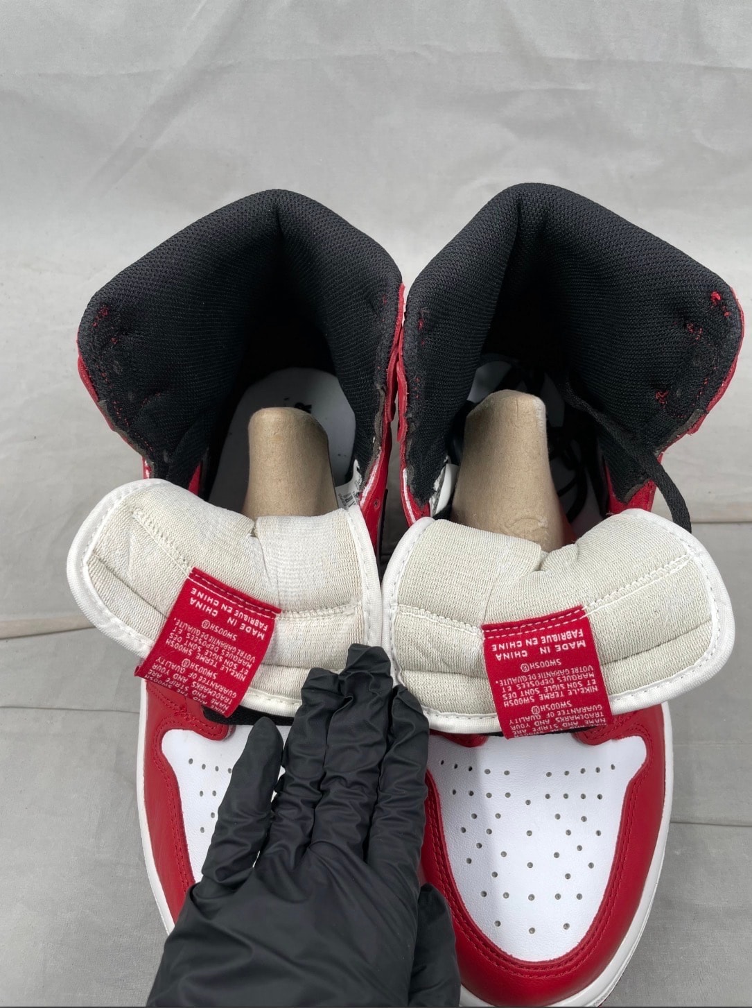 Nike Air Jordan 1 Retro High "Chicago" (2015)