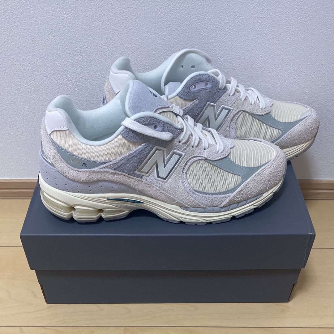 New Balance 2002R "Off White/Cream/Grey"