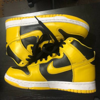 Nike Dunk High "Black/Varsity Maize"