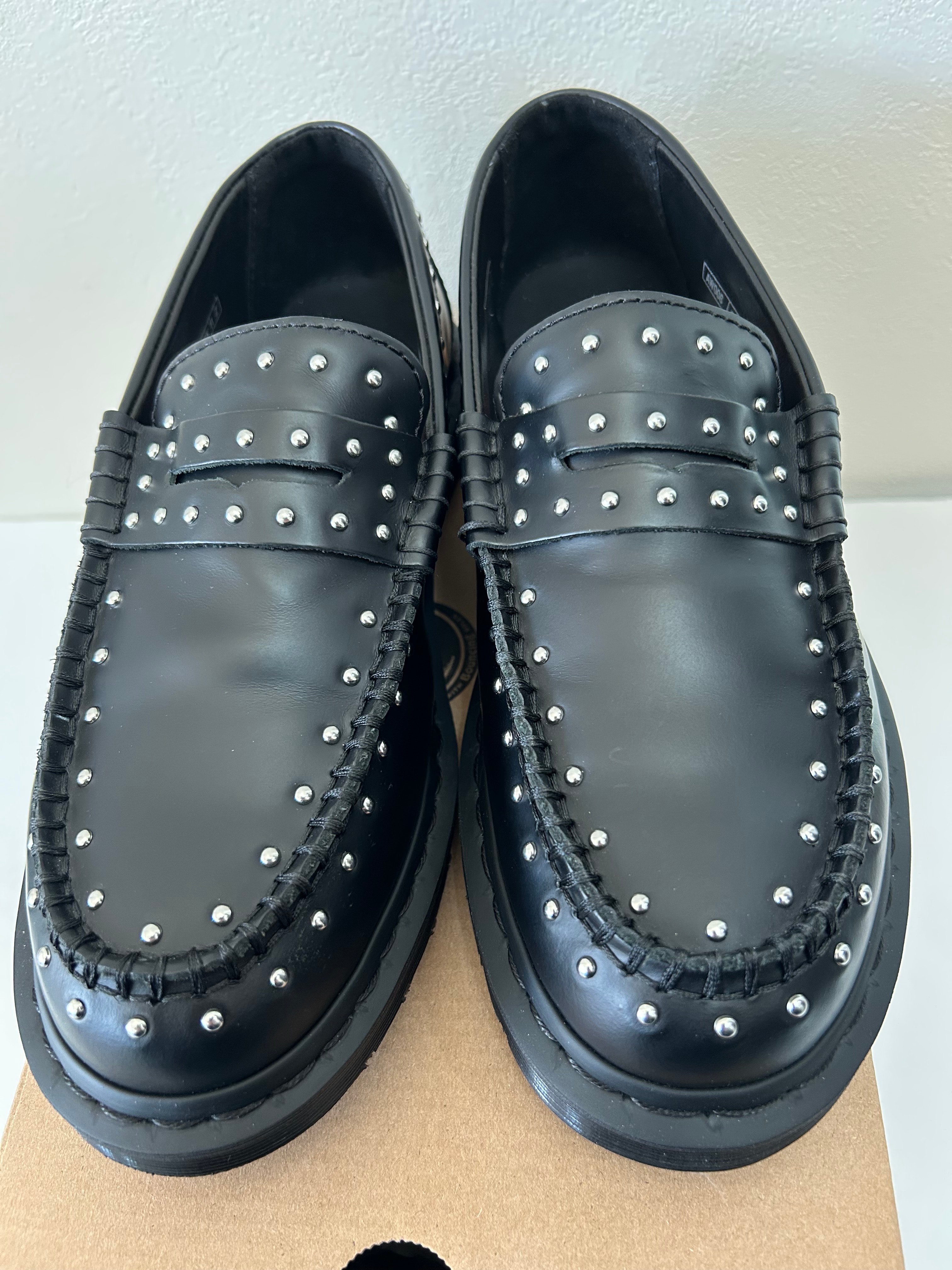 シュプリーム × ドクターマーチン スタッズ ペントン ローファー "ブラック" 25SS Week 13