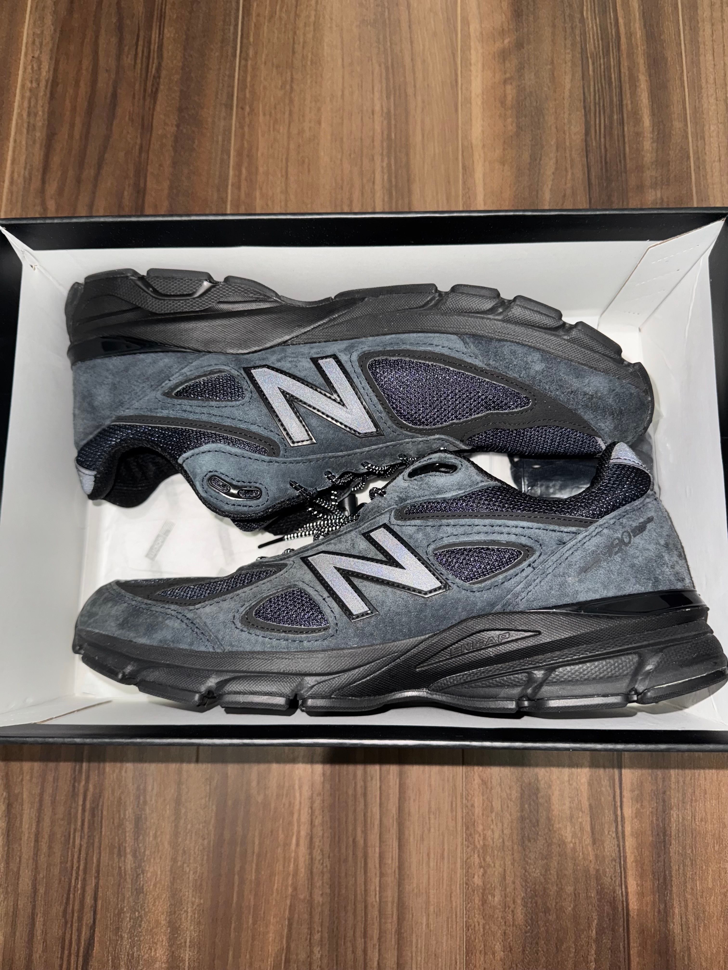JJJJound × New Balance 990V4 "Navy"