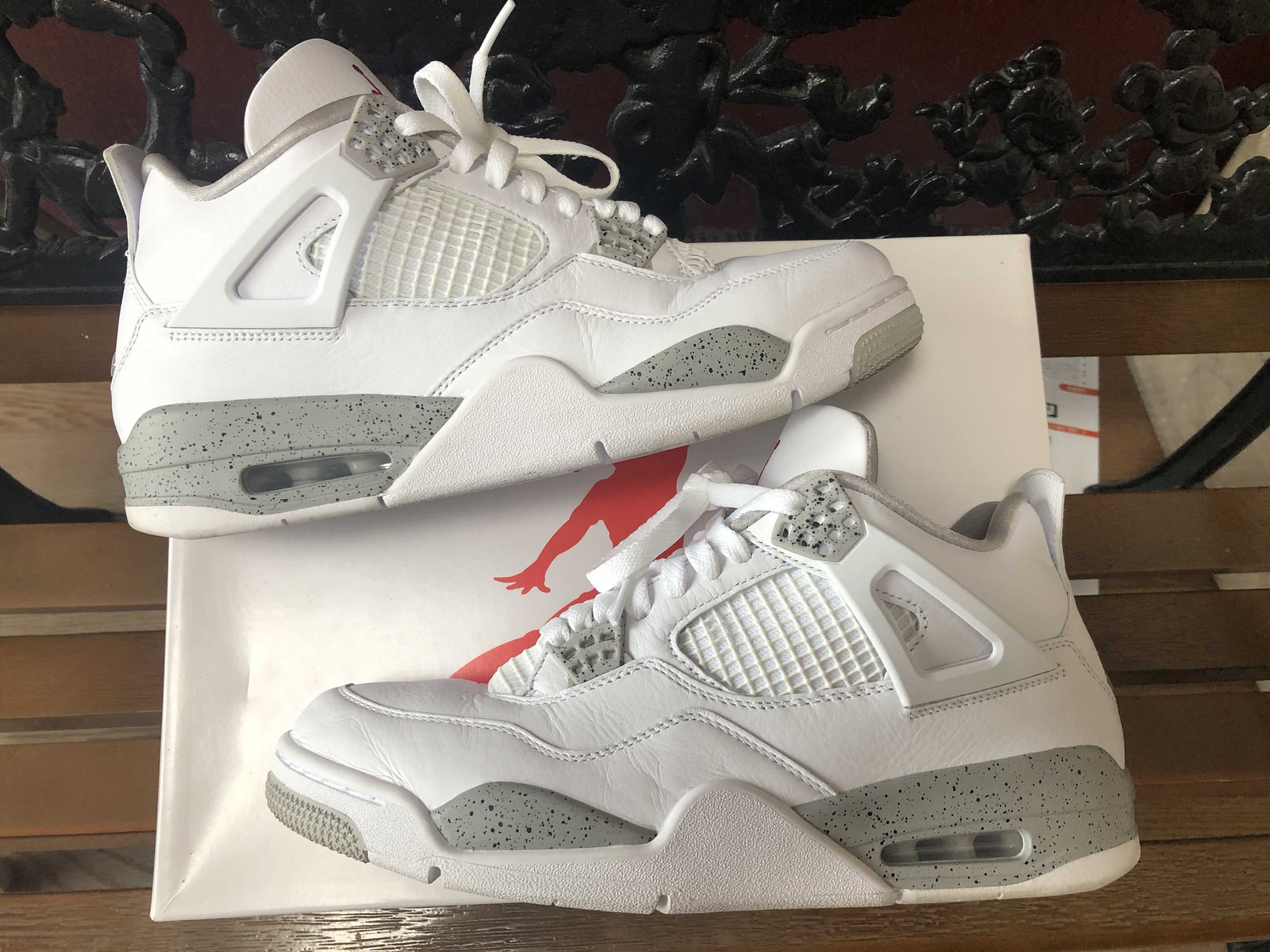 Nike Air Jordan 4 "Tech White"