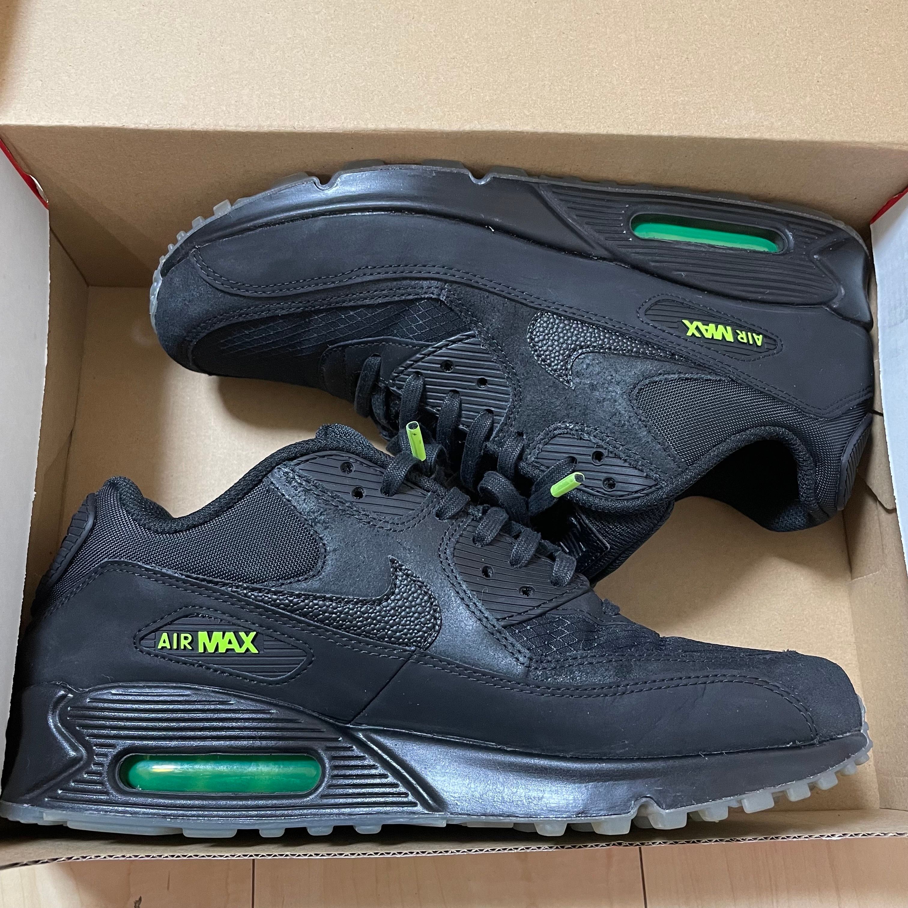 NIKE AIR MAX 90 "BLACK-VOLT"
