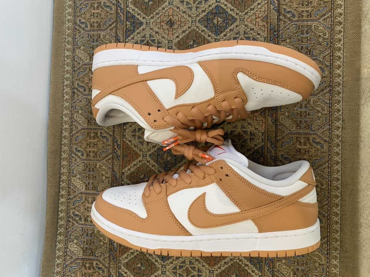 Nike SB Dunk Low Pro ISO "Light Cognac"