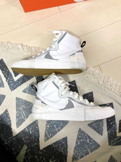 sacai × NIKE BLAZER MID "WHITE/WOLF GREY"