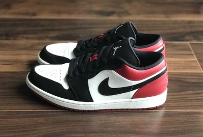 Nike Air Jordan 1 Low "Black Toe"