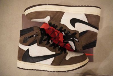 Travis Scott × Nike Air Jordan 1 Retro High OG TS SP "Sail/Dark Mocha"