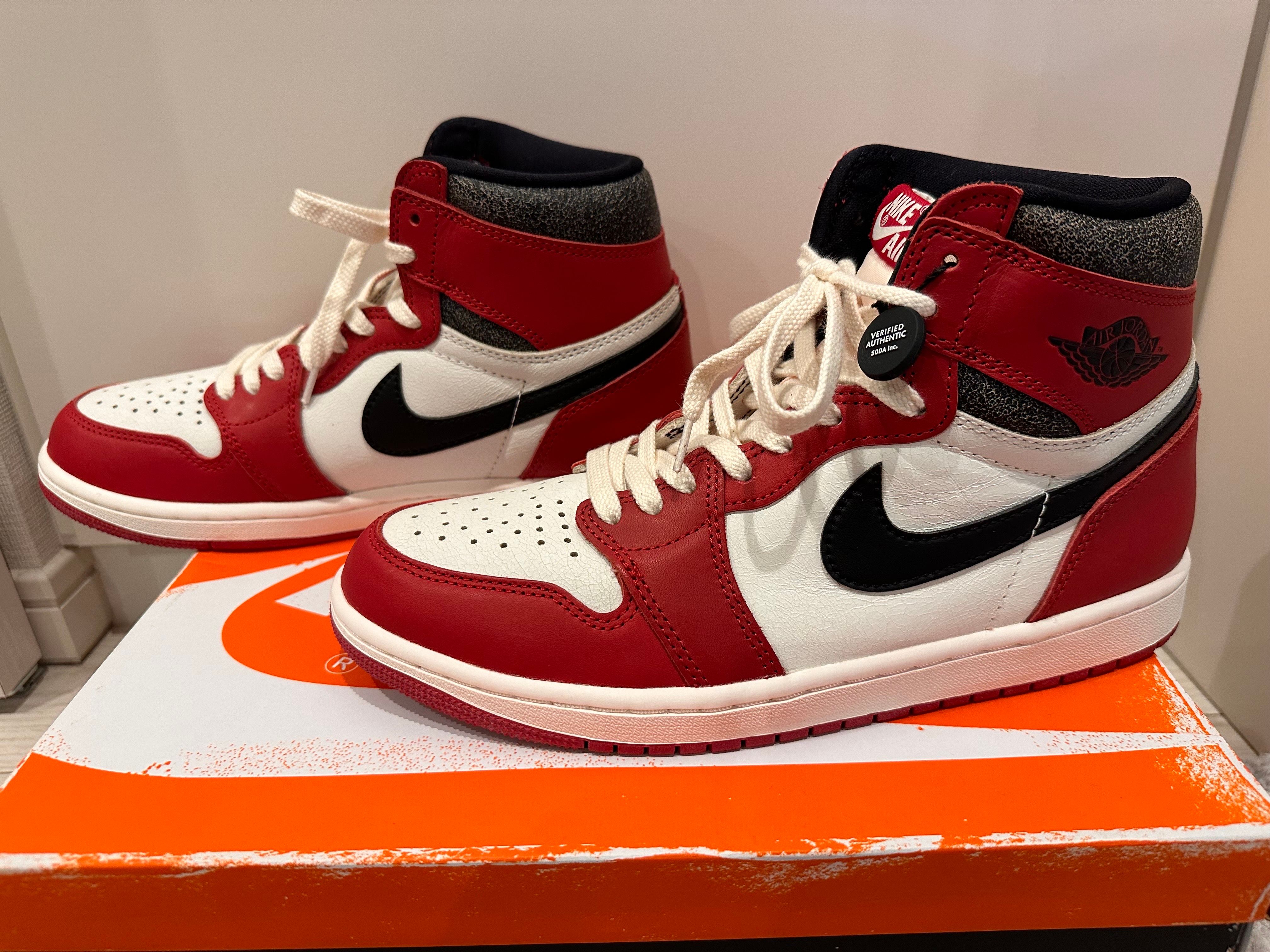 Nike Air Jordan 1 High OG "Lost & Found/Chicago"