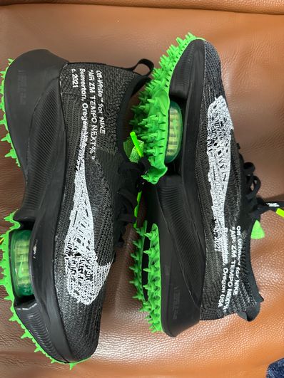 Off-White × Nike Air Zoom Tempo Next% Flyknit "Black"