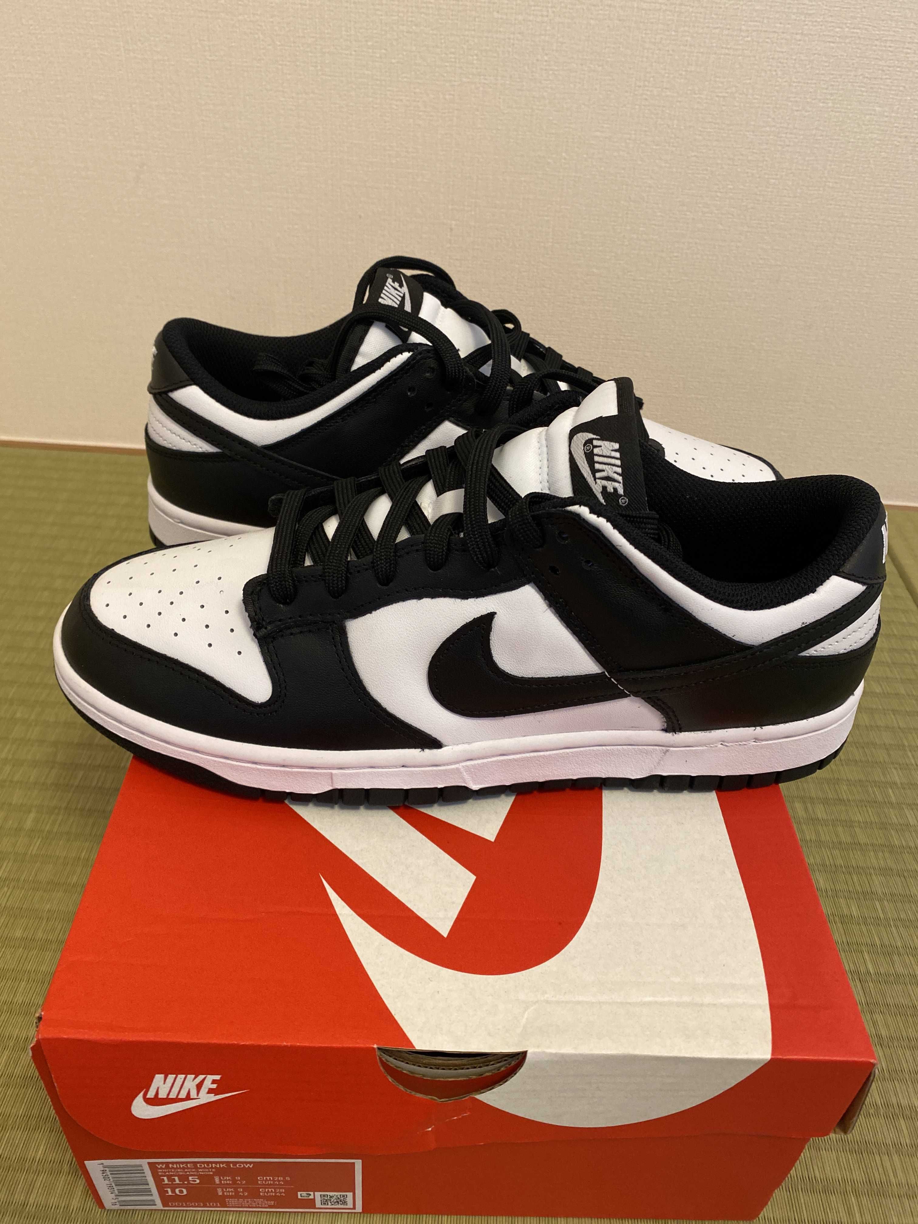 Nike Women's Dunk Low "White/Black"