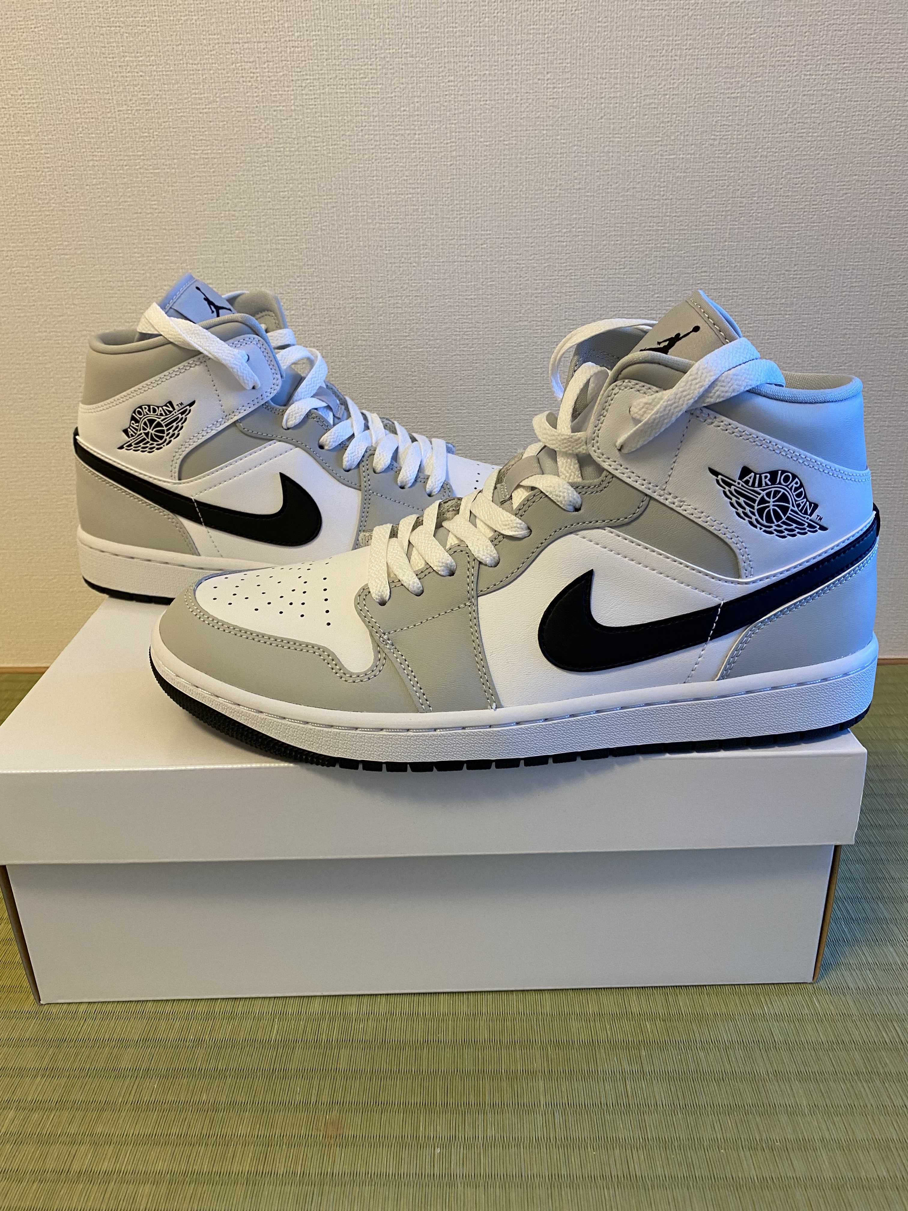 Nike Women's Air Jordan 1 Mid "Grey Fog/White/Black"
