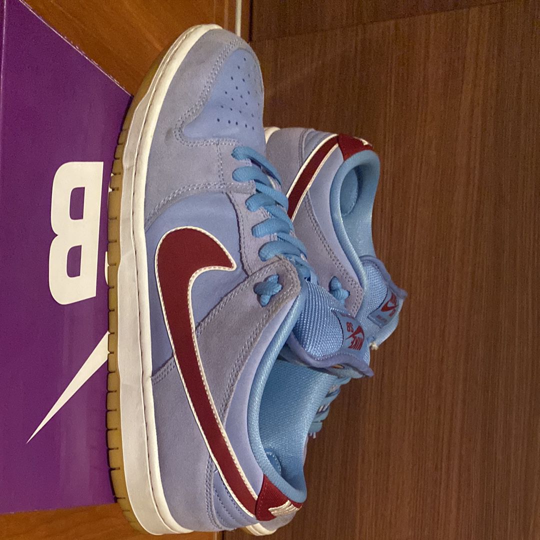 Nike SB Dunk Low Pro "Philadelphia Phillies/Valor Blue and Team Maroon"