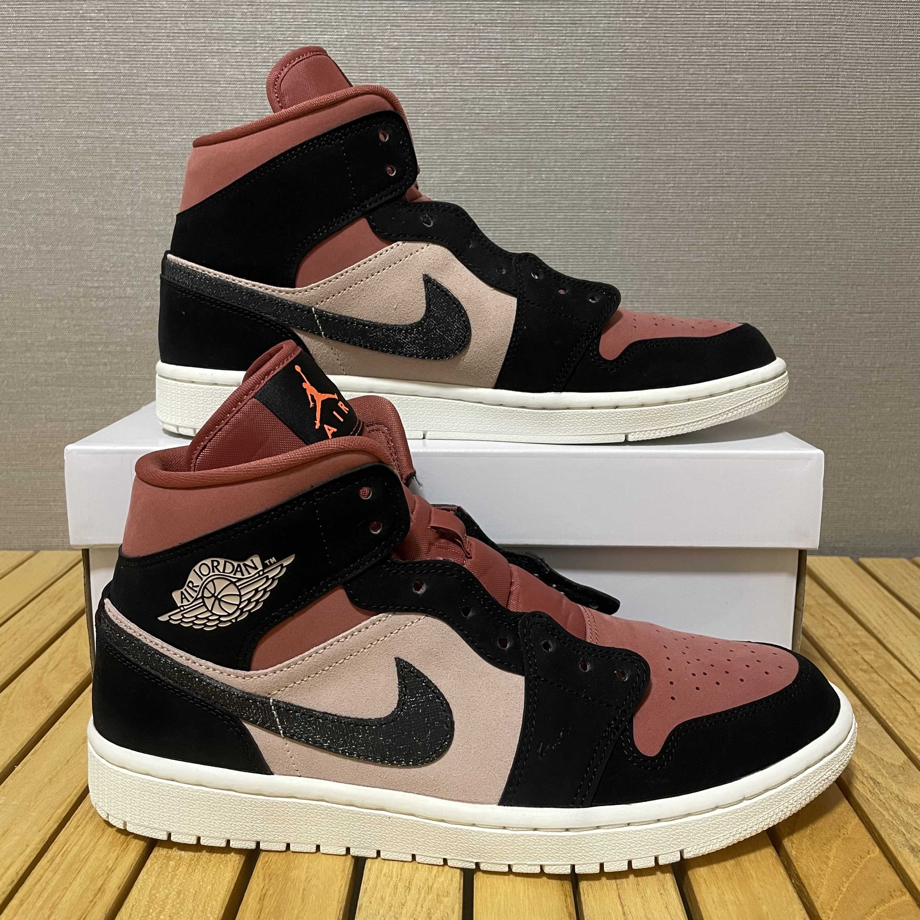 Nike Women's Air Jordan 1 Mid "Particle Beige/Black-Canyon Rust-Sail"   