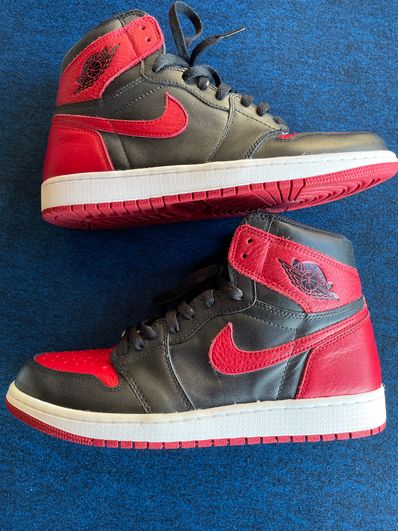 Nike Air Jordan 1 Retro High OG "Bred/Banned" (2016)