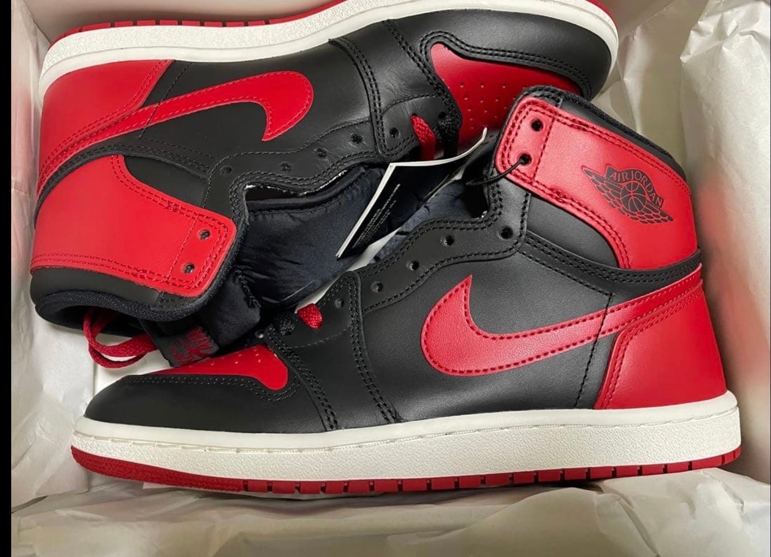 ナイキ エアジョーダン1 ハイ 85 "ブレッド" (2025)