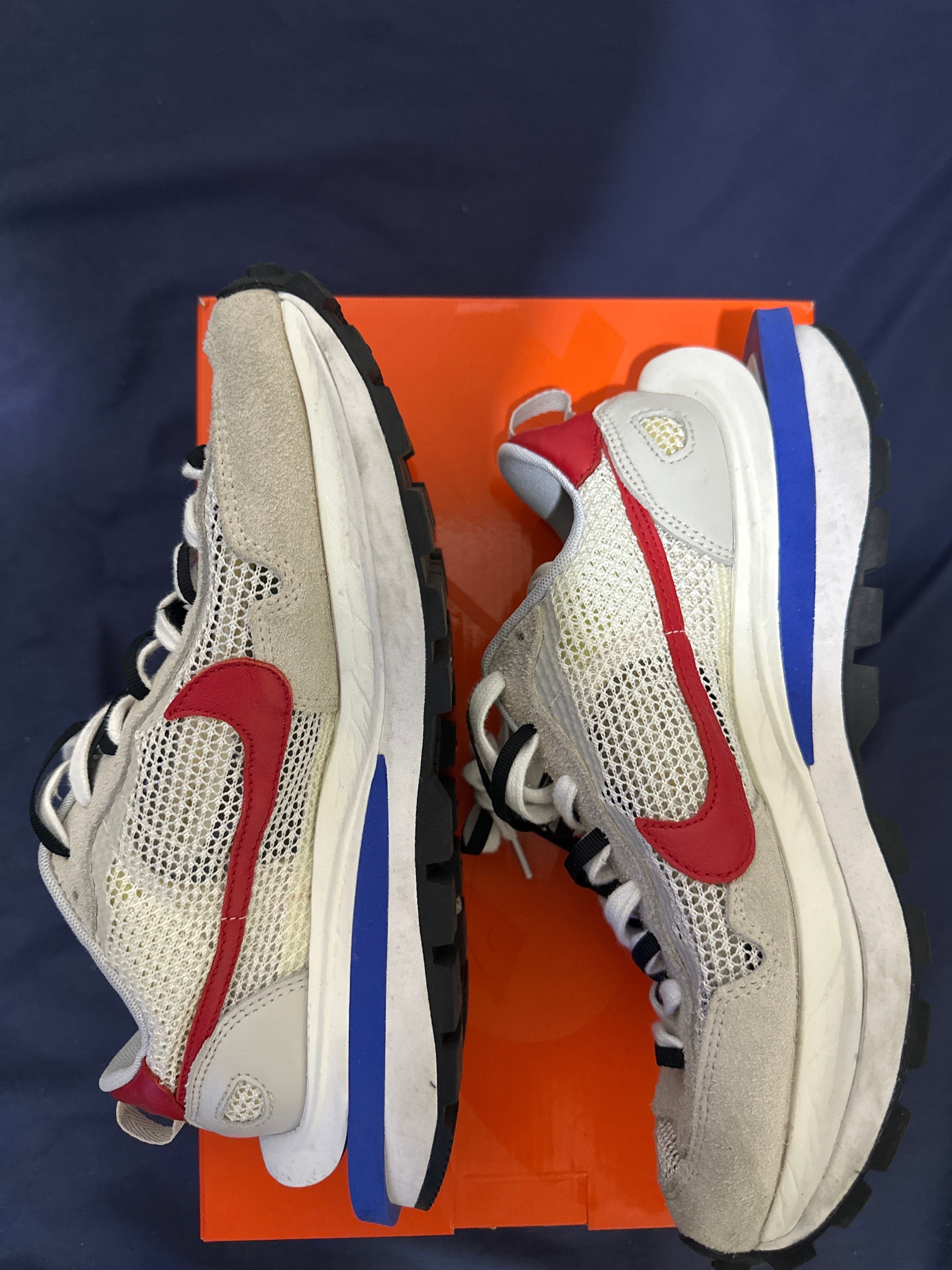 sacai × Nike Vapor Waffle "Royal Fuchsia"