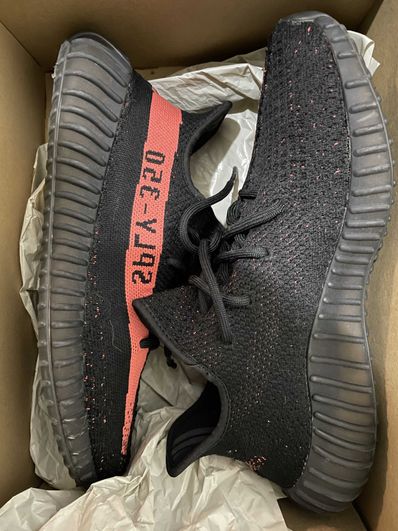 adidas YEEZY Boost 350 V2 "Core Black/Red"