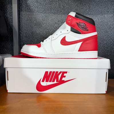 Nike Air Jordan 1 High OG "Heritage"