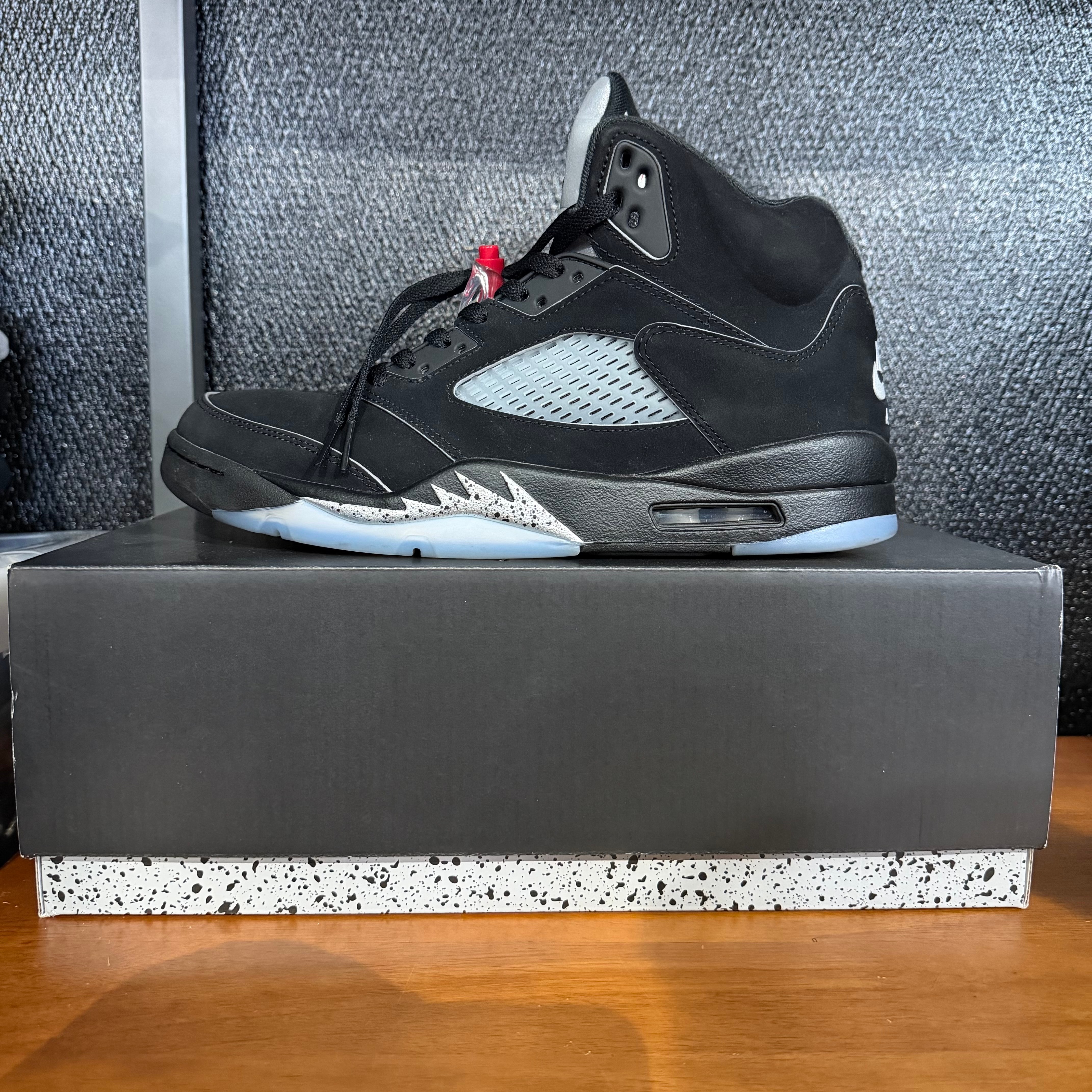 Nike Air Jordan 5 Retro OG "Black Metallic Reimagined"