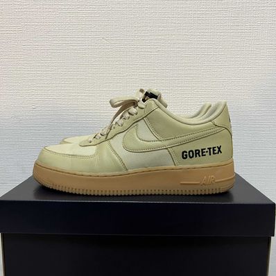 Nike Air Force 1 Low Gore-Tex "Team Gold"