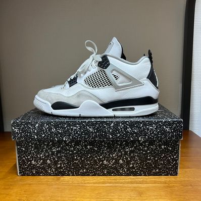 Nike Air Jordan 4 "Military Black"