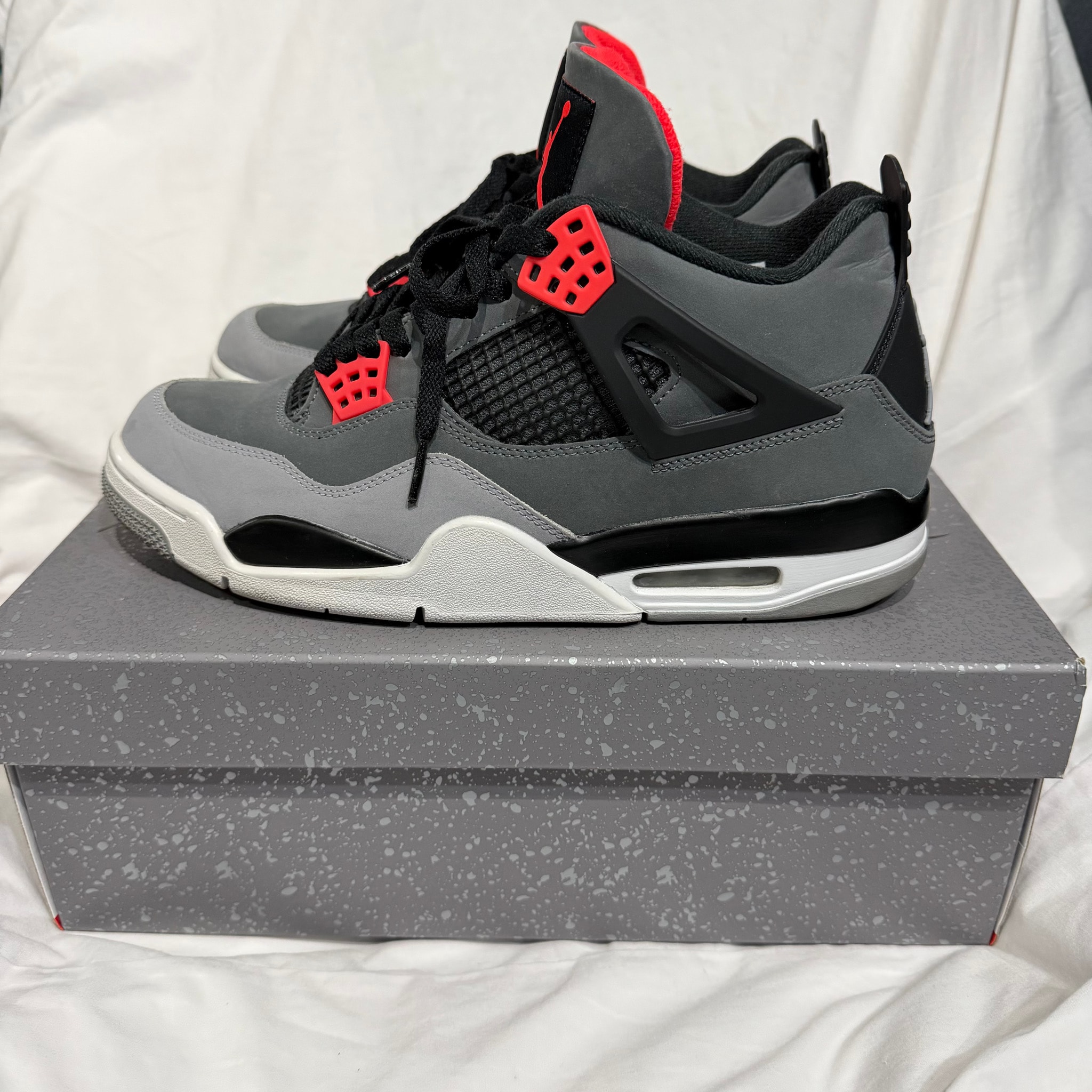 Nike Air Jordan 4 Retro "Infrared 23"