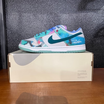 Futura × Nike SB Dunk Low "White and Geode Teal"