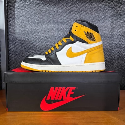 Nike Air Jordan 1 Retro High OG "Black Toe/Yellow Ochre"