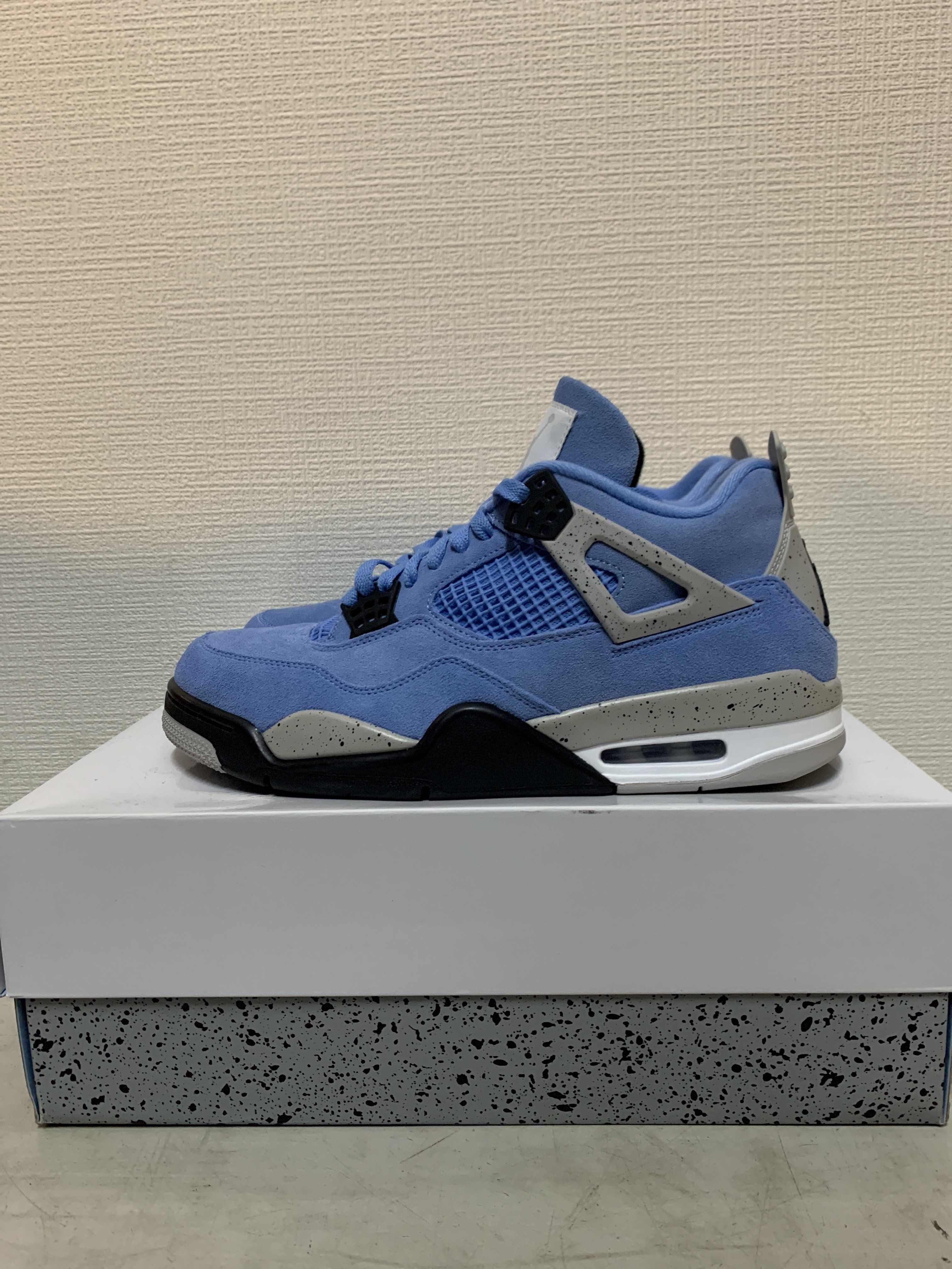 Nike Air Jordan 4 "University Blue"