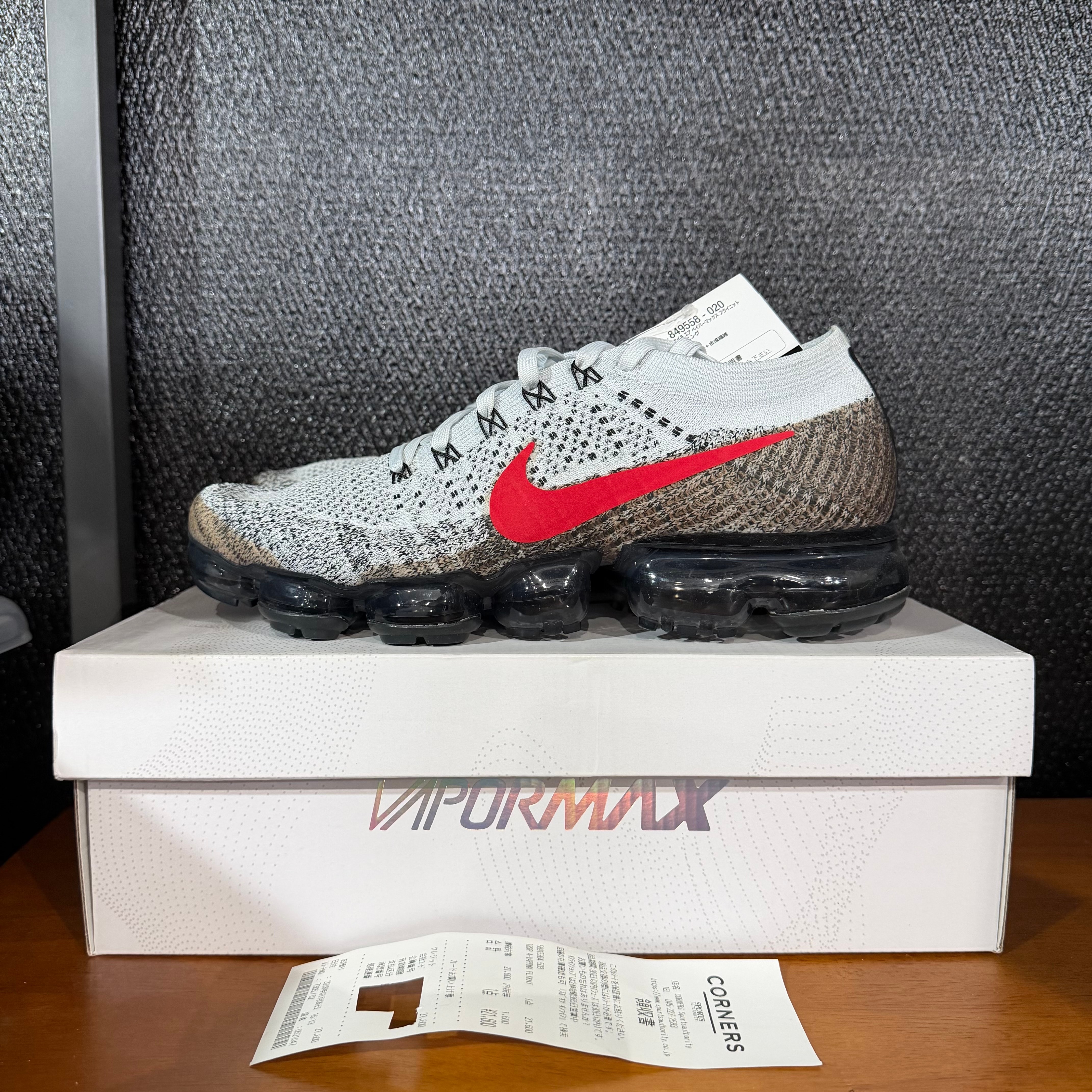 NIKE AIR VAPORMAX OG "PURE PLATINUM UNIVERSITY RED"