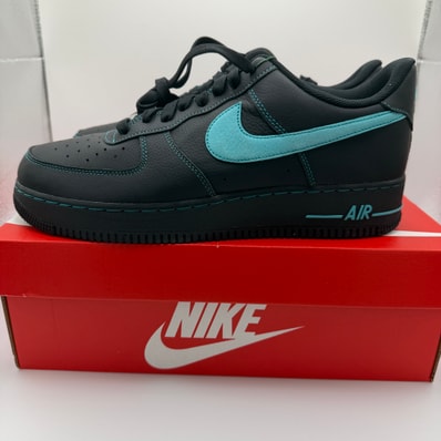 Nike Air Force 1 Low "Black Tiffany"