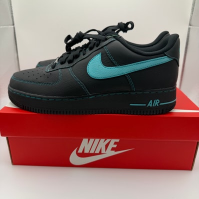 Nike Air Force 1 Low "Black Tiffany"