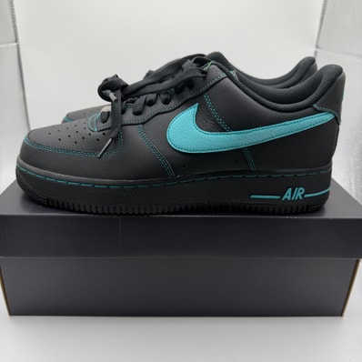 Nike Air Force 1 Low "Black Tiffany"