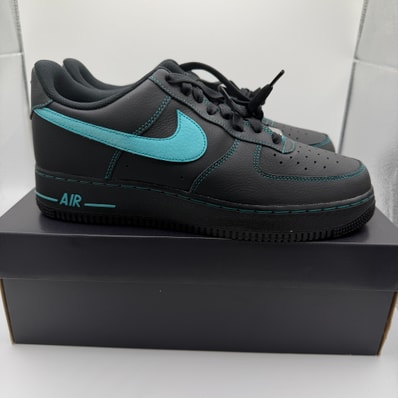 Nike Air Force 1 Low "Black Tiffany"