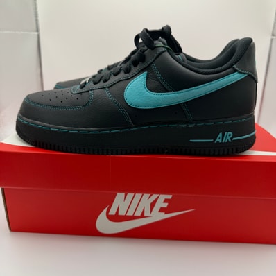 Nike Air Force 1 Low "Black Tiffany"