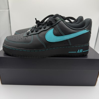 Nike Air Force 1 Low "Black Tiffany"