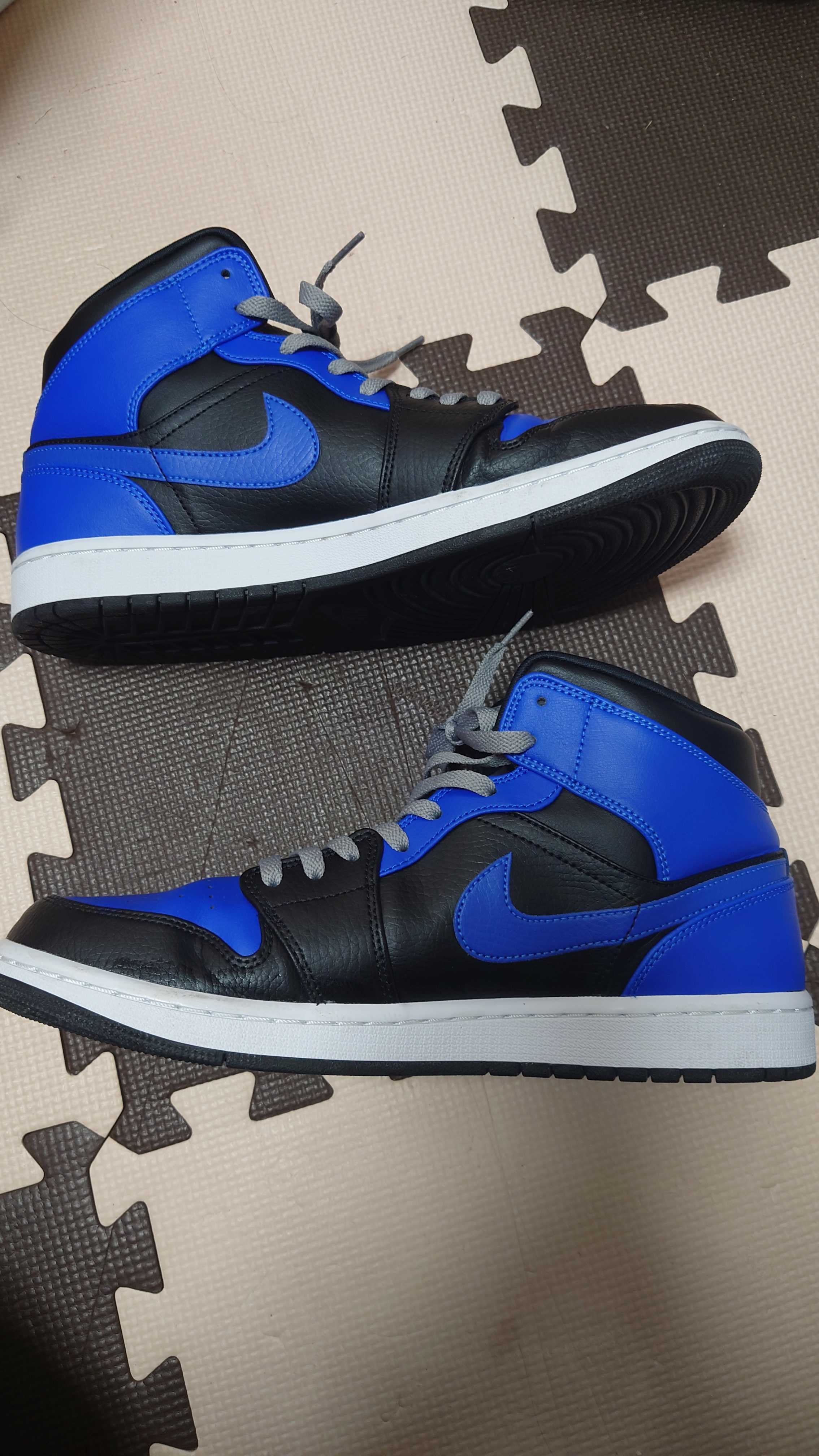 Nike Air Jordan 1 Mid "Hyper Royal"