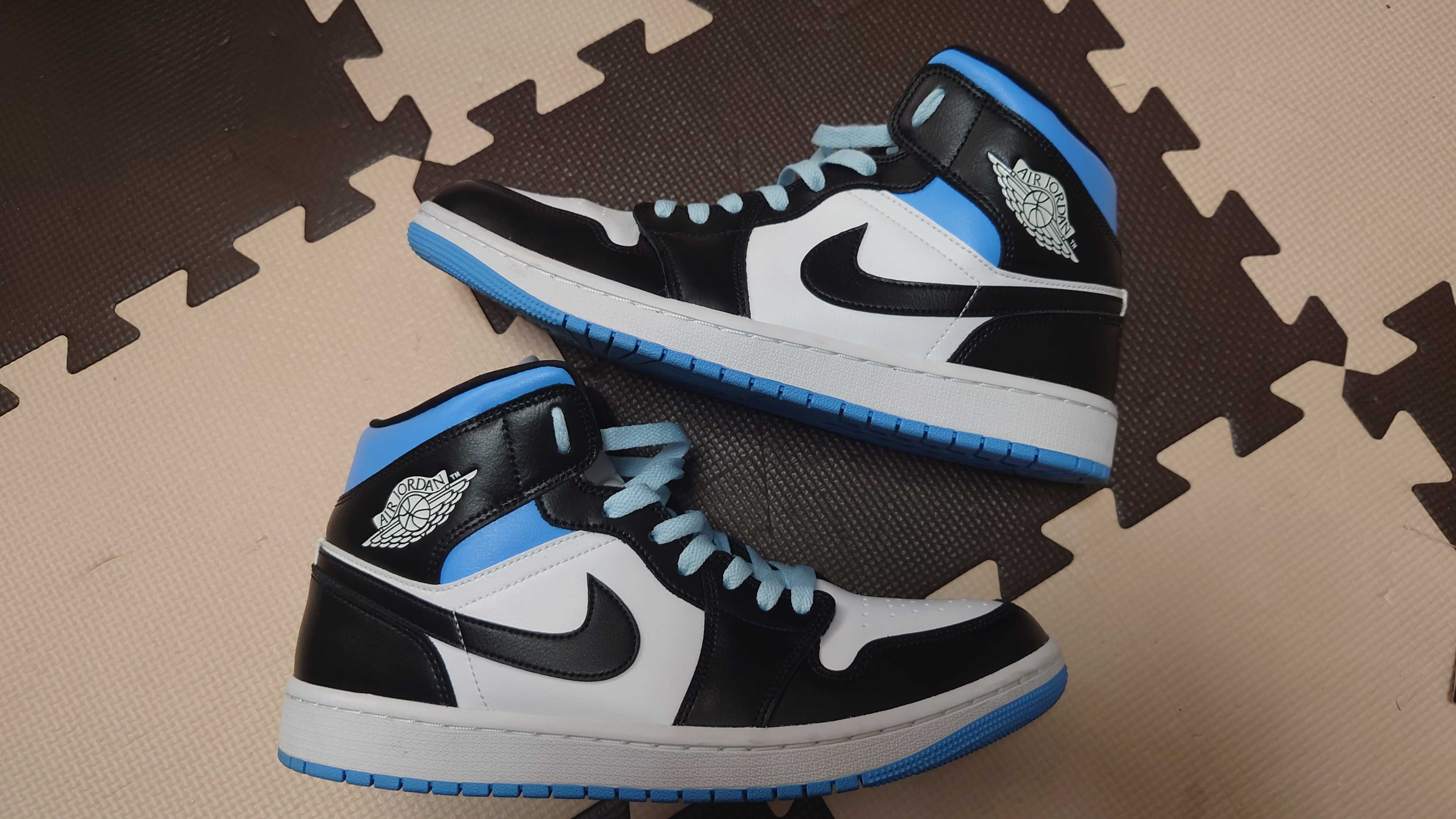 Nike Women's Air Jordan 1 Mid "Black/University Blue"