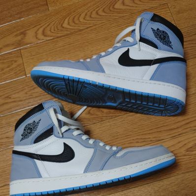 Nike Air Jordan 1 High OG "University Blue"