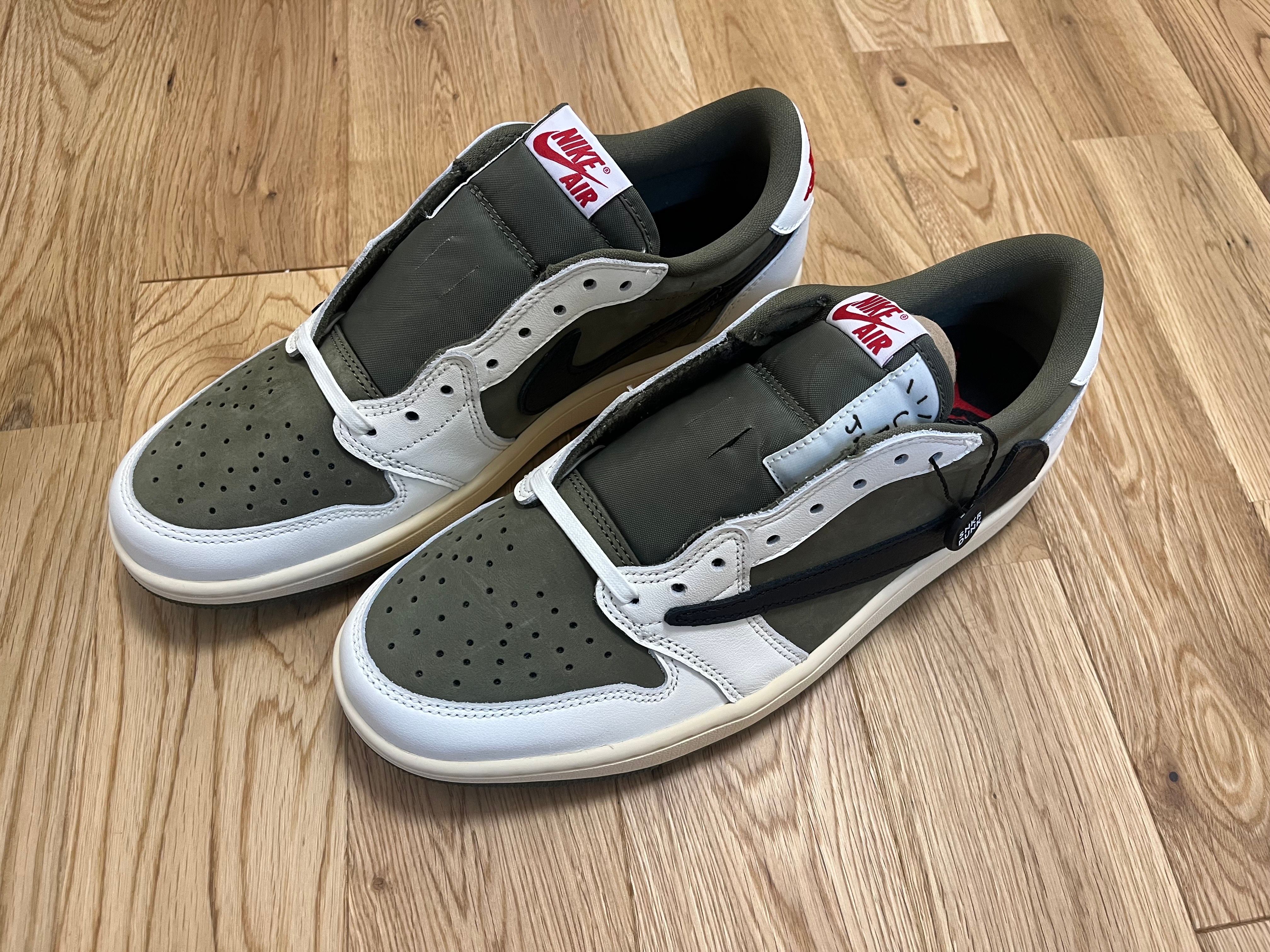 Travis Scott × Nike Air Jordan 1 Low OG SP "Reverse Olive"