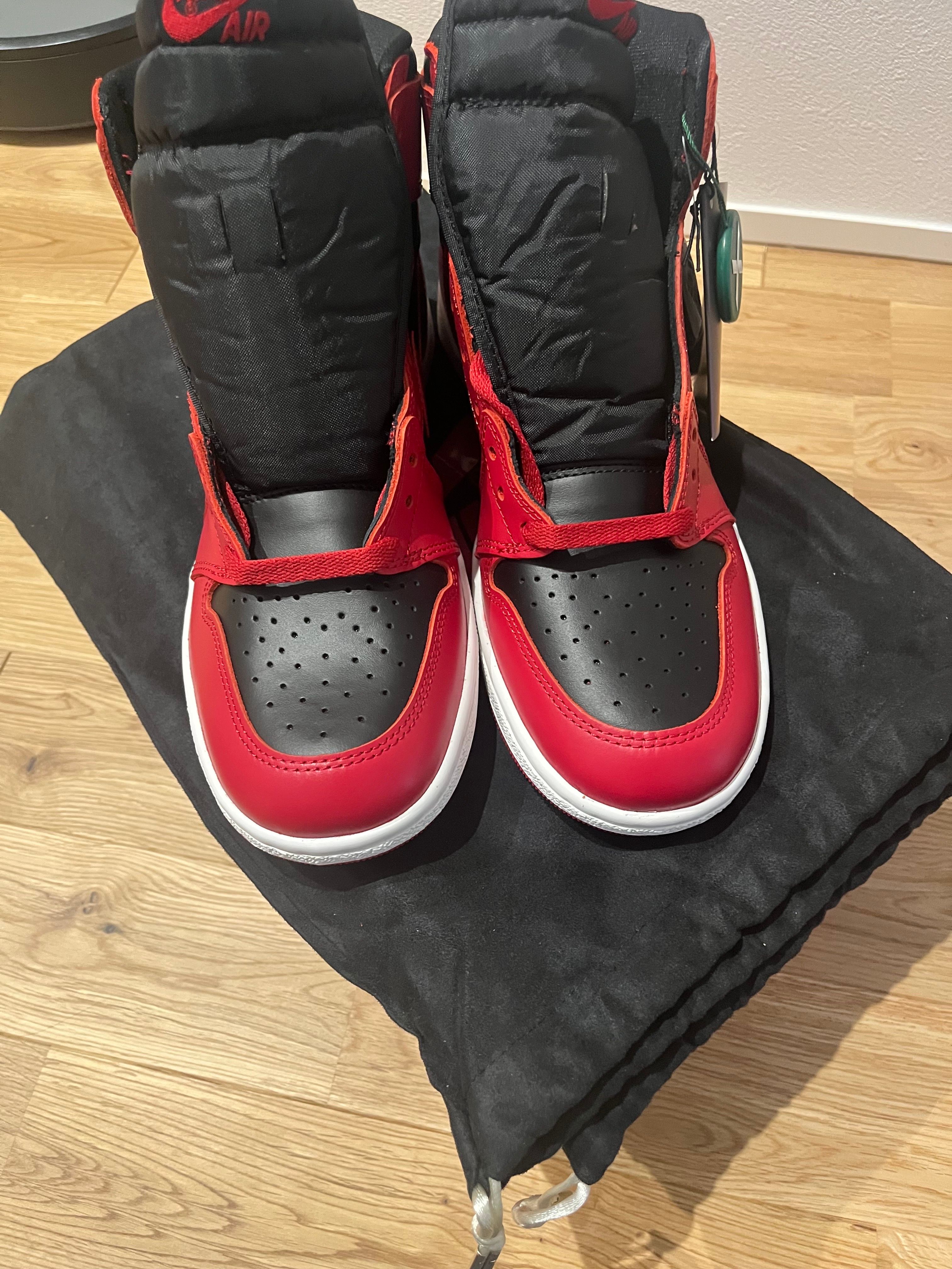 Nike Air Jordan 1 High ’85 "Varsity Red"