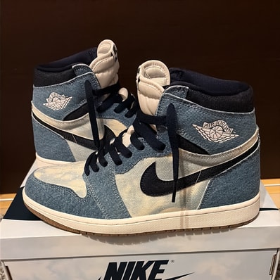 Nike Air Jordan 1 Retro High OG "Denim"