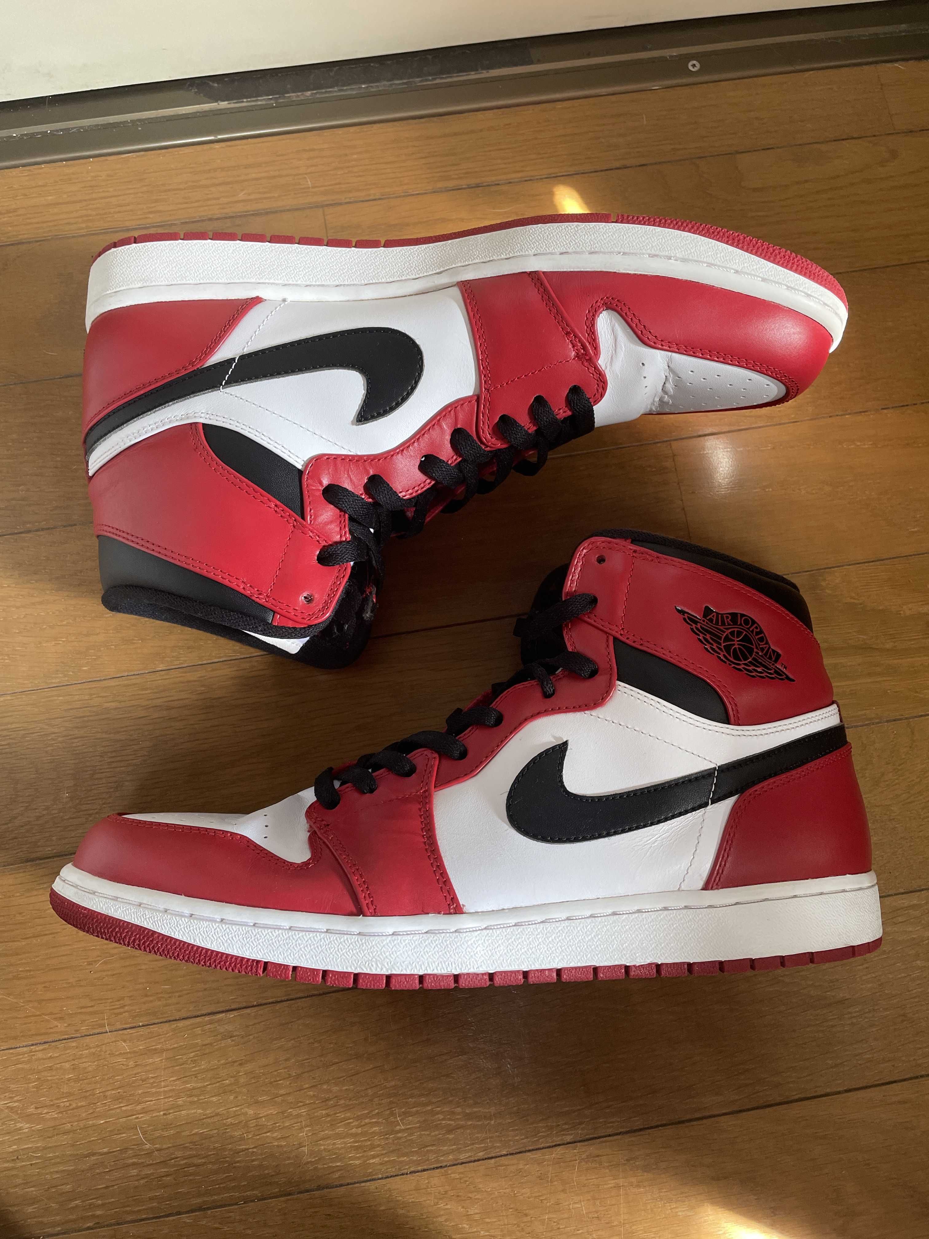 Nike Air Jordan 1 Retro High "Chicago" (2013)