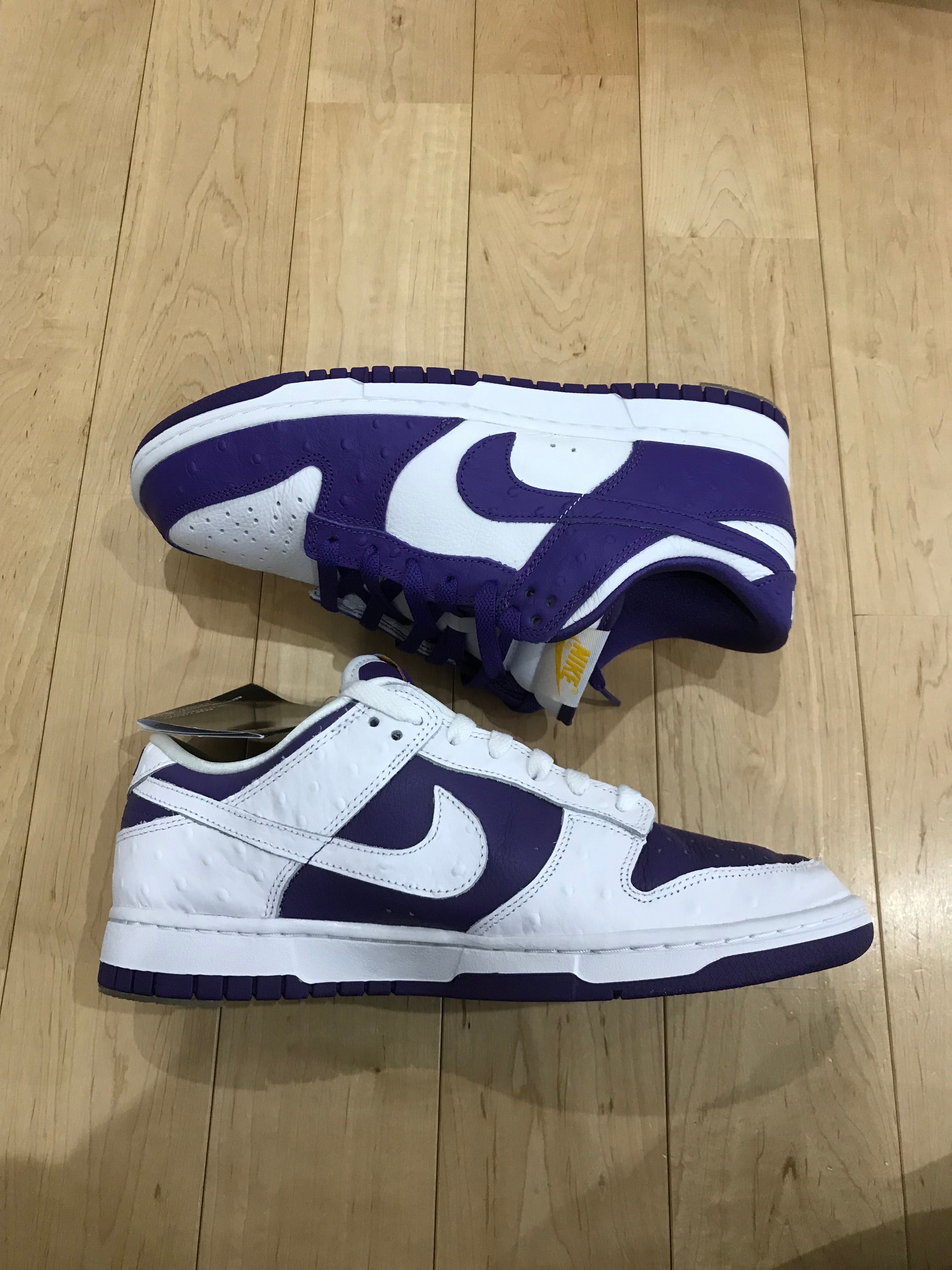 Nike Women's Dunk Low "Made You Look"