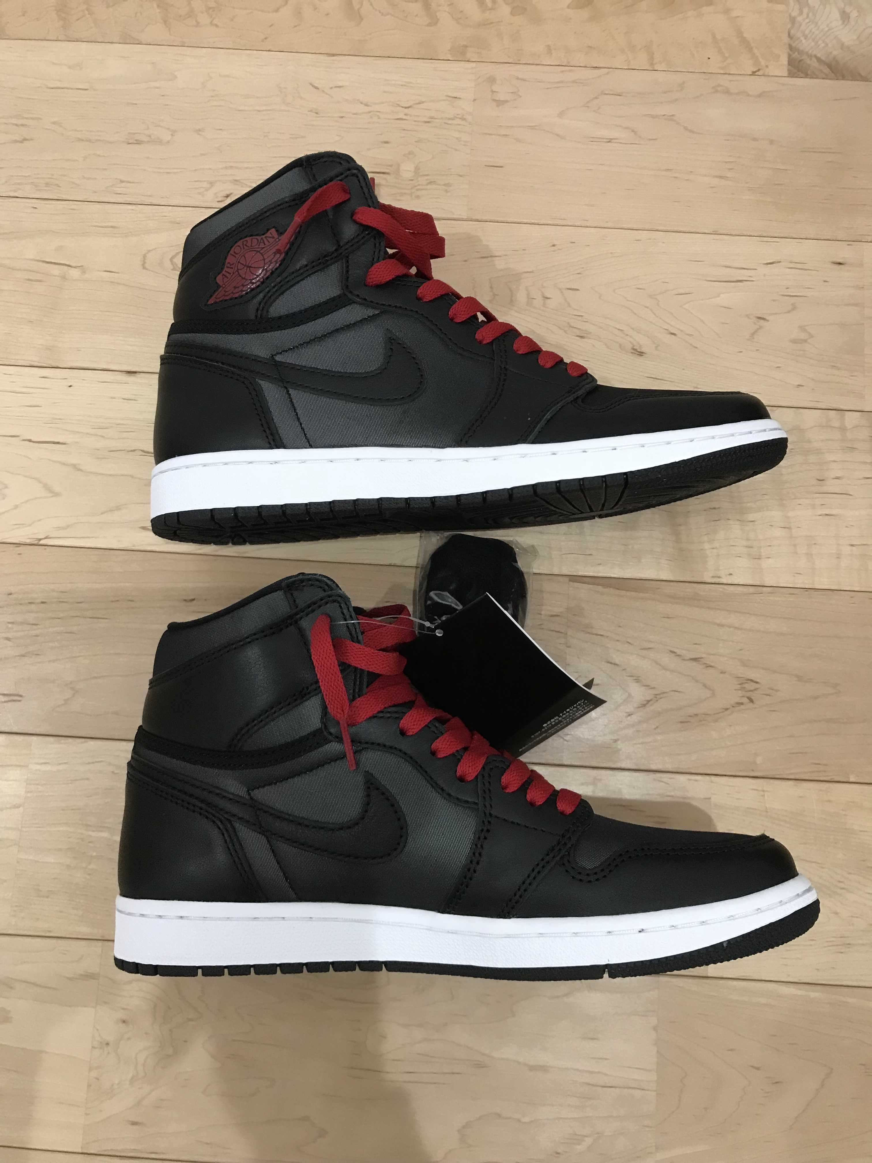 Nike Air Jordan 1 Retro High OG "Black/Metallic Silver/Gym Red"  