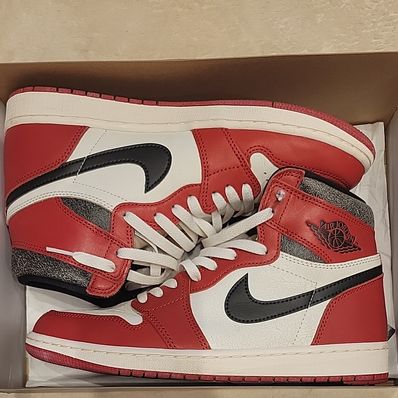 Nike Air Jordan 1 High OG "Lost & Found/Chicago"