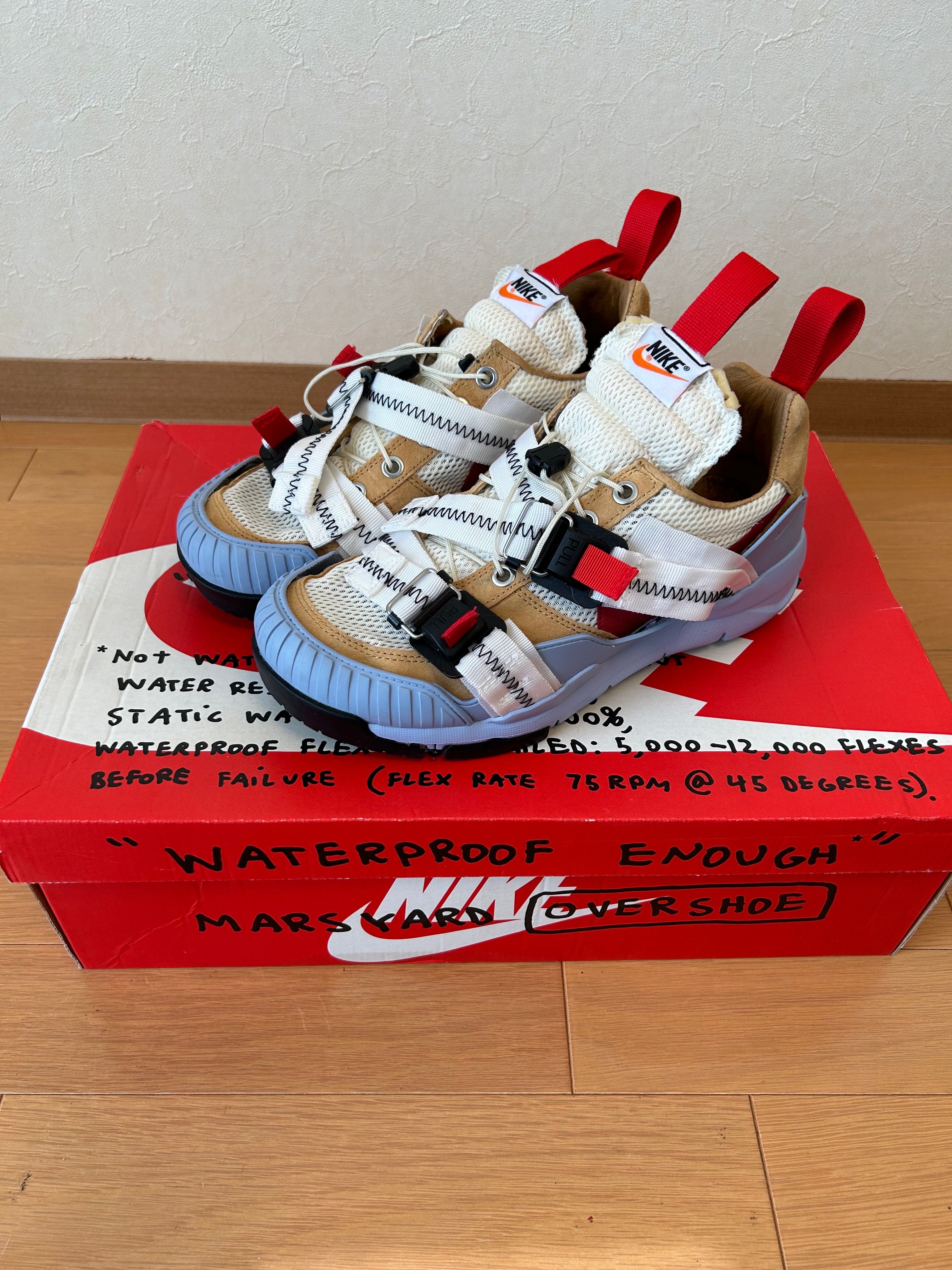 TOM SACHS × NIKE MARSYARD OVERSHOE "WHITE/LIGHT BLUE"